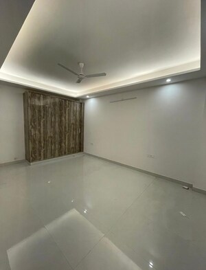 1 BHK Apartment For Rent in Saket
