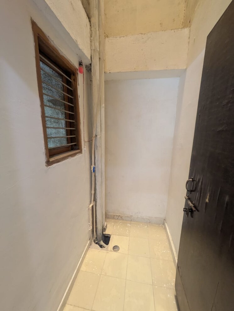 Bathroom, the-estate-floors 2 Bedroom 900 Sq.Ft. Builder Floor In Sector 43 Gurgaon 9224102