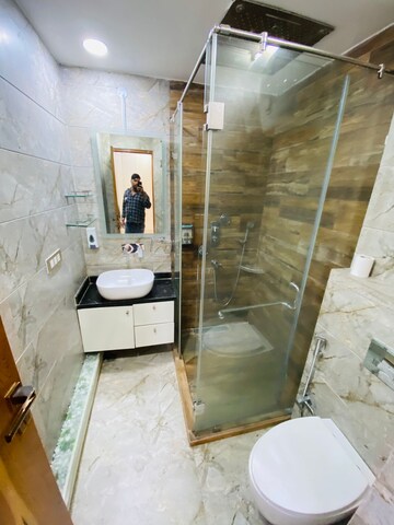 Attached Bathroom in 4 BHK Apartment at Sector 19 Dwarka – for Rent