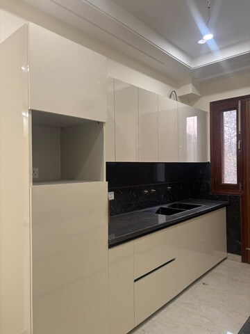 Kitchen in 3 BHK Builder Floor at Ansal Plaza Sector-23, Sector 23 – for Rent