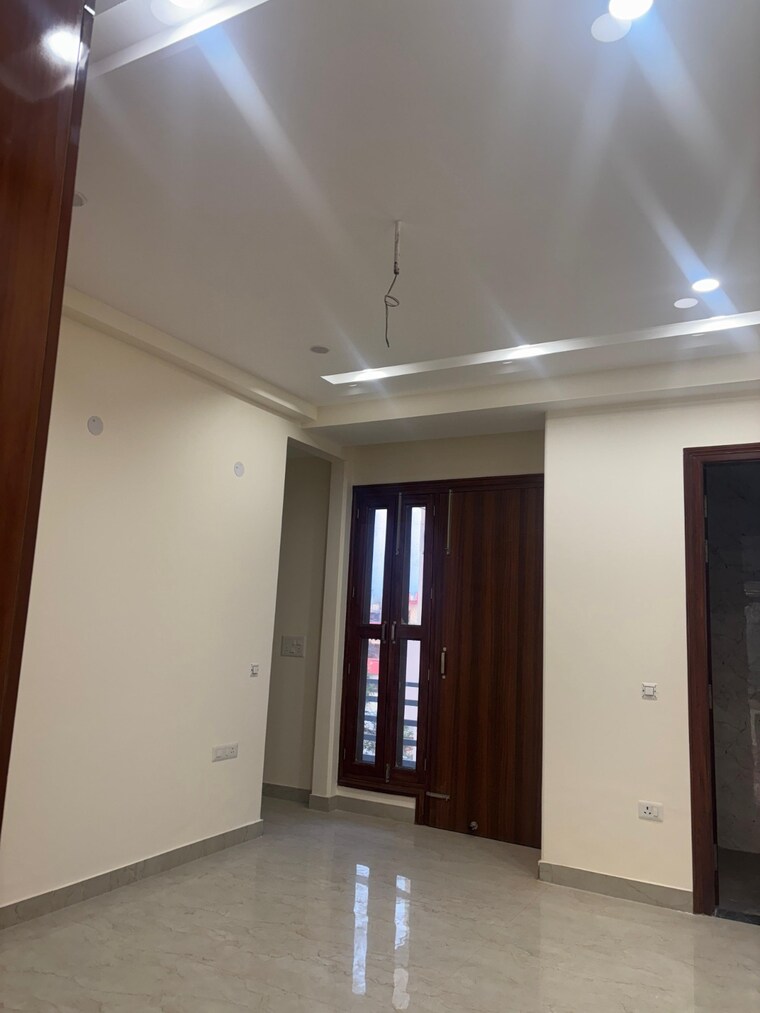 Room, ansal-plaza-sector-23 3 Bedroom 1980 Sq.Ft. Builder Floor In Sector 23 Gurgaon 9224213