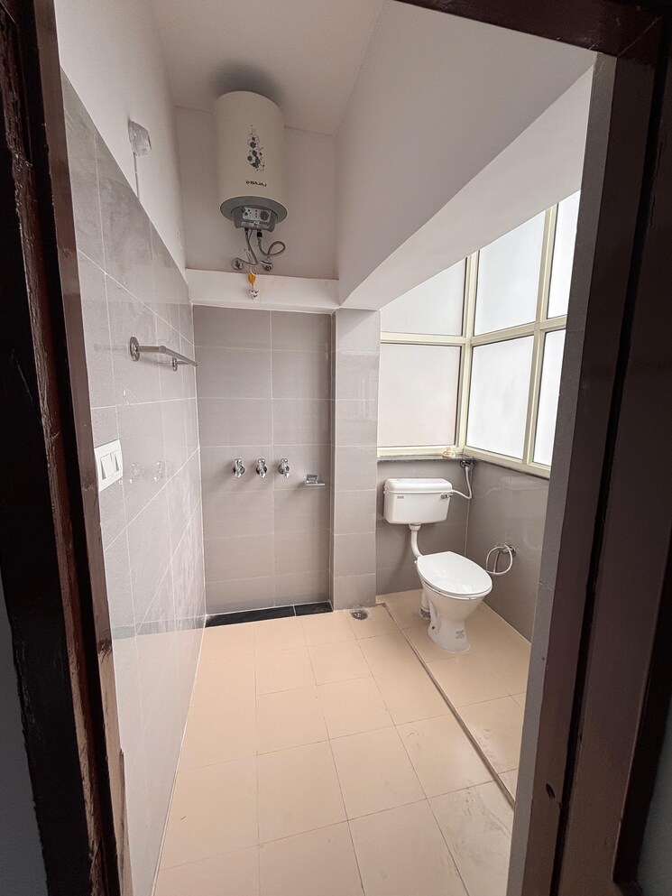 Bathroom, sector 9 panchkula 5 Bedroom 4100 Sq.Ft. Independent House In Sector 9 Panchkula Panchkula 9224219