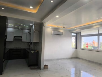 Living Room in 4 BHK Apartment at Sector 5 Dwarka – for Rent
