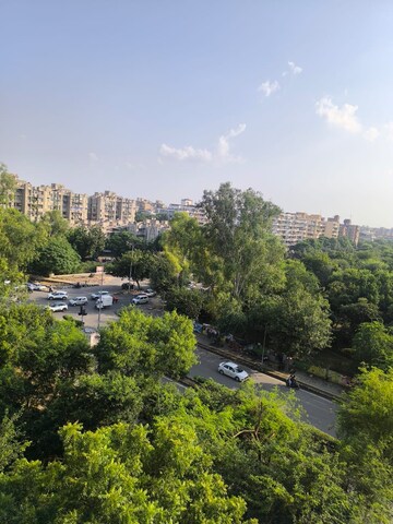 Balcony in 4 BHK Apartment at Sector 5 Dwarka – for Rent