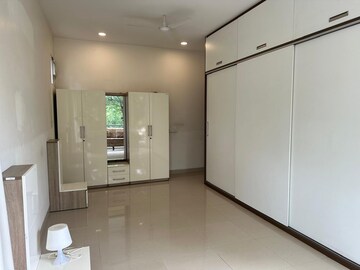 Room in 2 BHK Apartment at Godrej Serenity, Chembur – for Rent