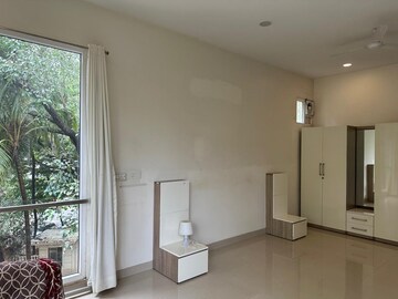 Room in 2 BHK Apartment at Godrej Serenity, Chembur – for Rent