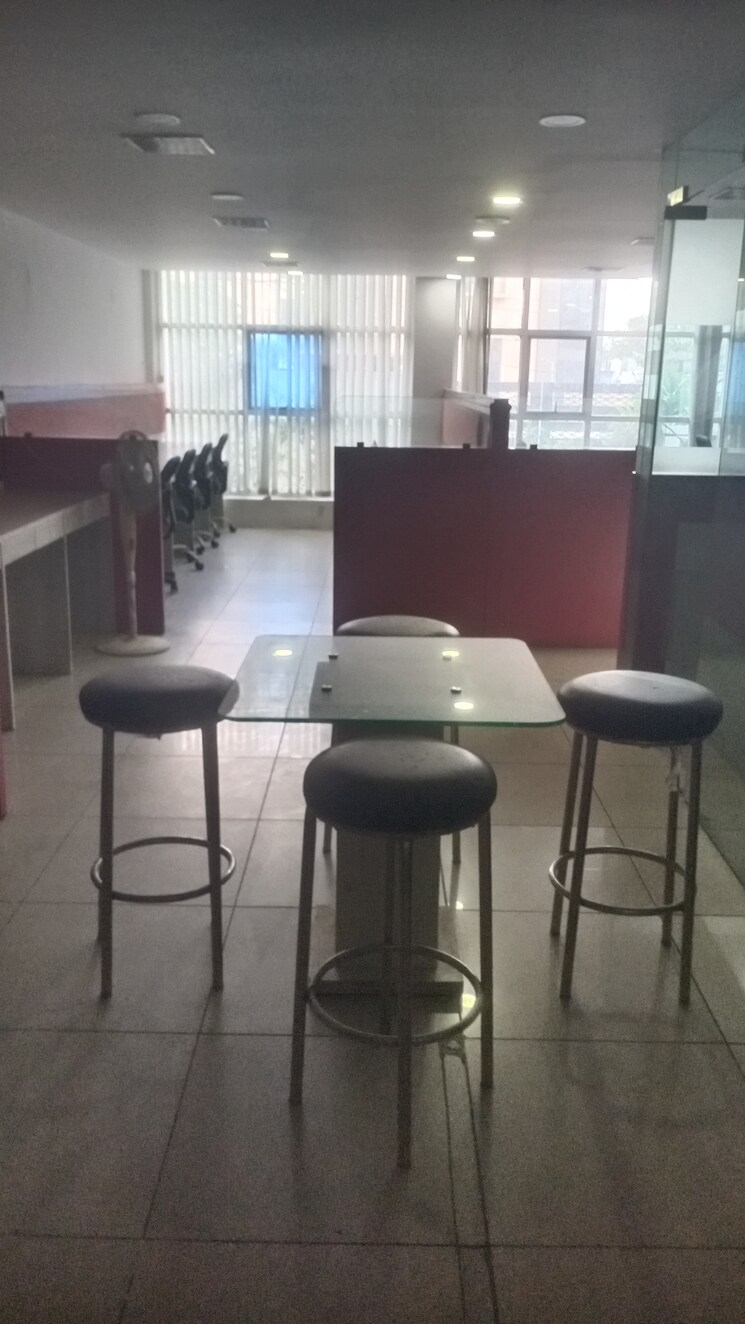 Team Area, okhla industrial estate phase 2 Commercial Office Space 2200 Sq.Ft. In Okhla Industrial Estate Phase 2 Delhi 9210020