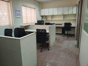  Office Space For Rent in Shubham Centre, Andheri East