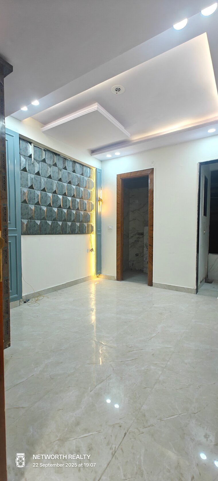 Bedroom, sector 110 2 Bedroom 1100 Sq.Ft. Builder Floor In Sector 110 Noida 9224357