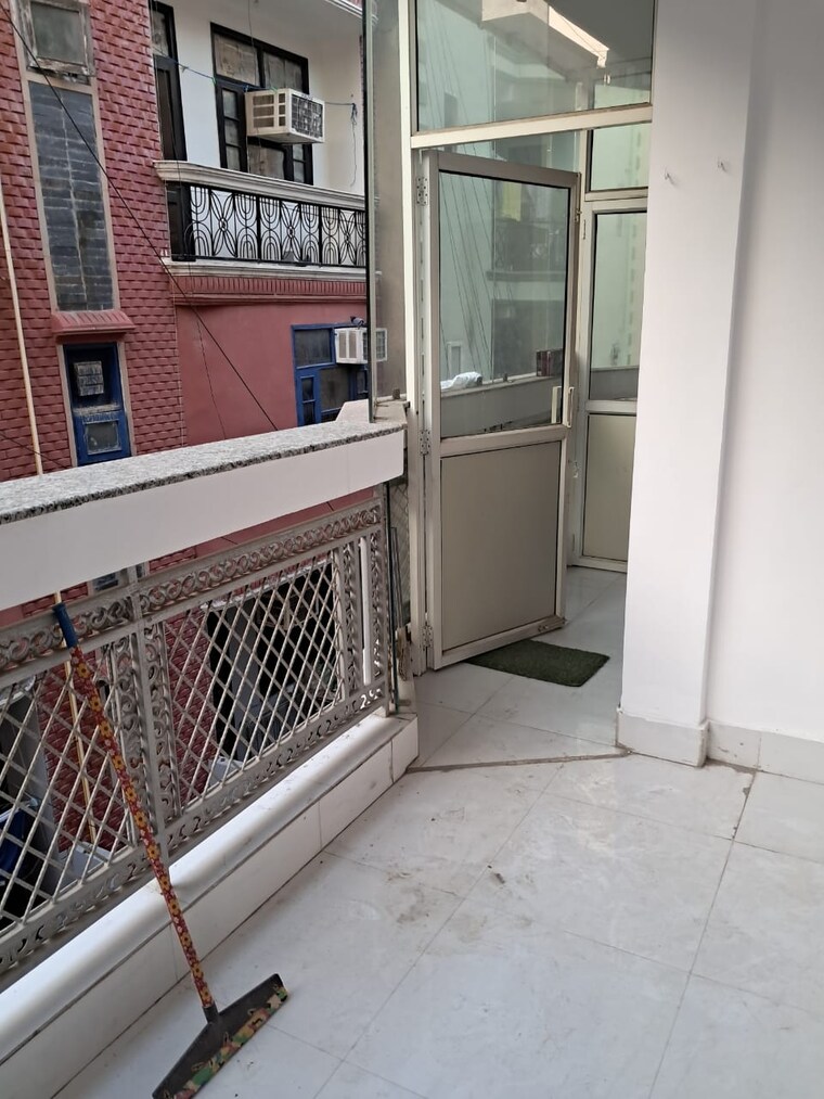 Balcony, chattarpur 2 Bedroom 780 Sq.Ft. Builder Floor In Chattarpur Delhi 9224382