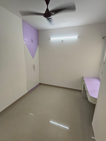 Room in 2.5 BHK Apartment at Brigade El Dorado, Bagaluru – for Rent