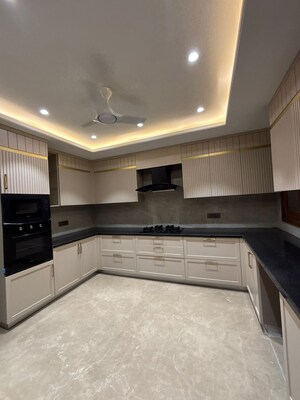 Kitchen in 3 BHK Builder Floor at Green Park – for Rent