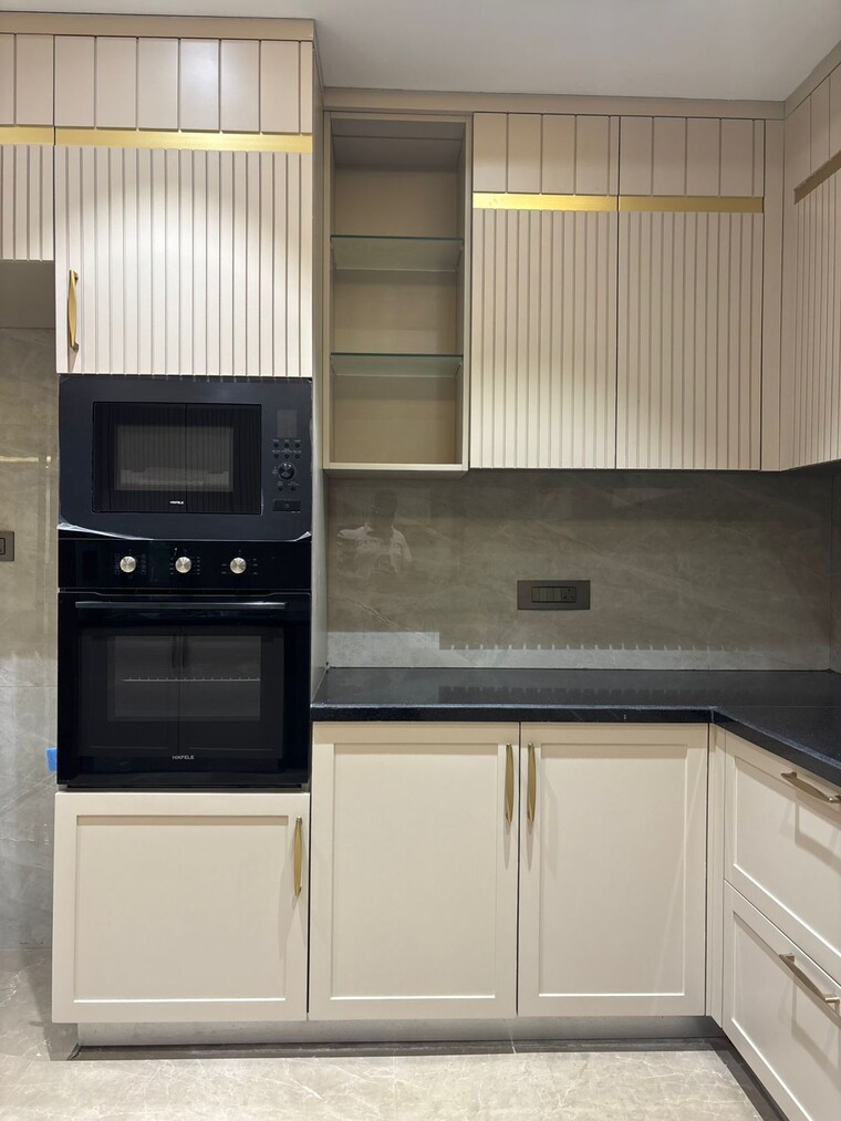 Kitchen, green park 3 Bedroom 2200 Sq.Ft. Builder Floor In Green Park Delhi 9224465