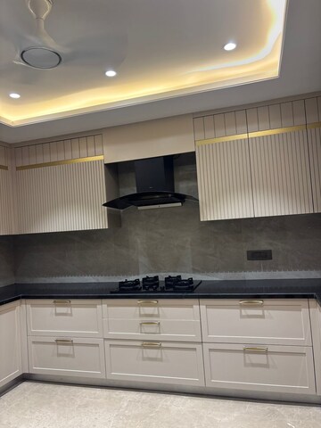Kitchen in 3 BHK Builder Floor at Green Park – for Rent