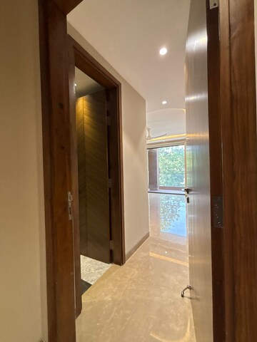Building Lobby in 3 BHK Builder Floor at Green Park – for Rent
