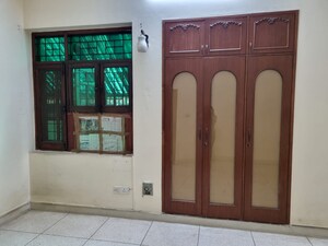 Building Lobby in 6 BHK Independent House at RWA Apartments Sector 15, Sector 15 – for Rent