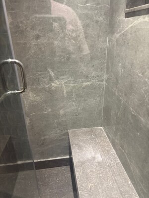 Furnished Amenities in 3 BHK Builder Floor at Green Park – for Rent