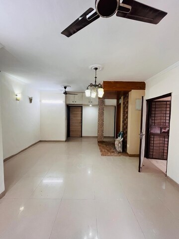Room in 3 BHK Builder Floor at Settlers India, Sector 57 – for Rent