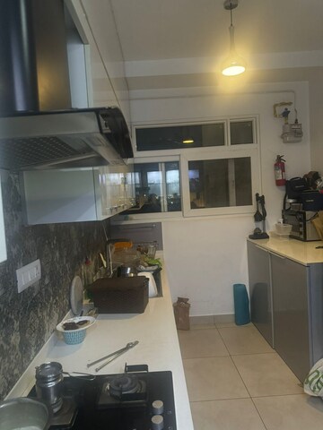 Kitchen in 2.5 BHK Apartment at Prestige Lakeside Habitat, Varthur – for Sale