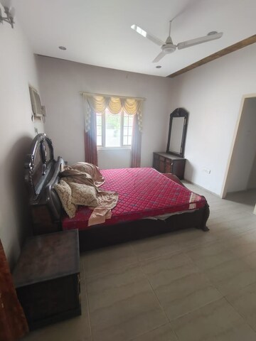 Living Room in 2.5 BHK Apartment at Cybercity Rainbow Vistas, Hi Tech City – for Rent