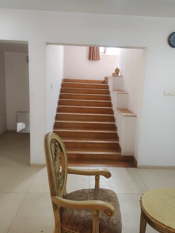 Staircase in 2.5 BHK Apartment at Cybercity Rainbow Vistas, Hi Tech City – for Rent