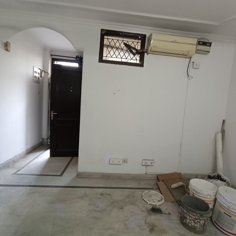 Cover Image, kalkaji 2.5 Bedroom 940 Sq.Ft. Builder Floor In Kalkaji Delhi 9224530