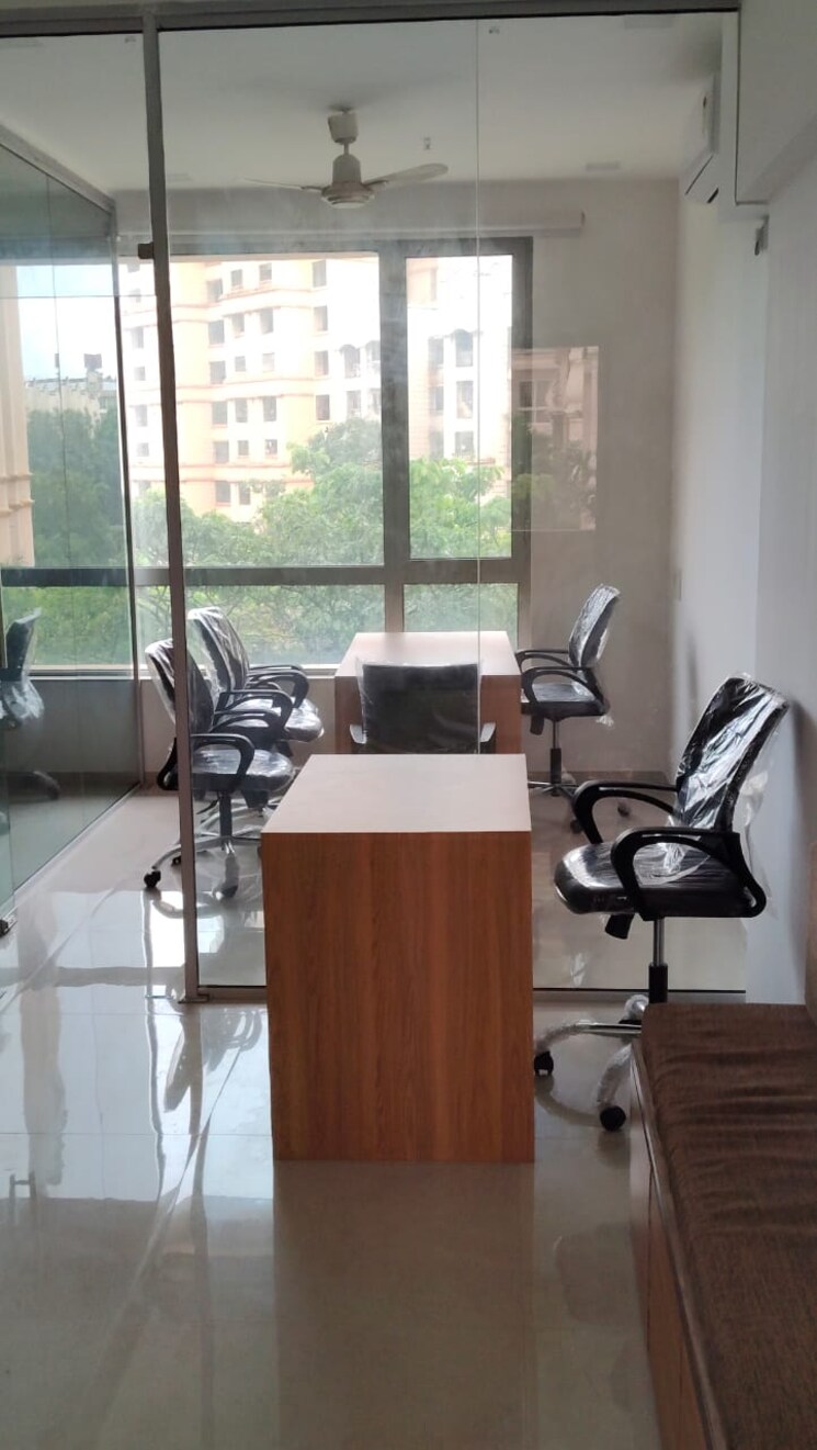 Team Area, bhumi-bw-meridia Commercial Office Space 600 Sq.Ft. In Wagle Industrial Estate Thane 9224544