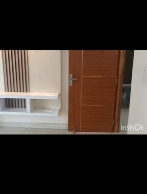 Room in 3.5 BHK Apartment at JKG Palm Resort, Raj Nagar Extension – for Rent