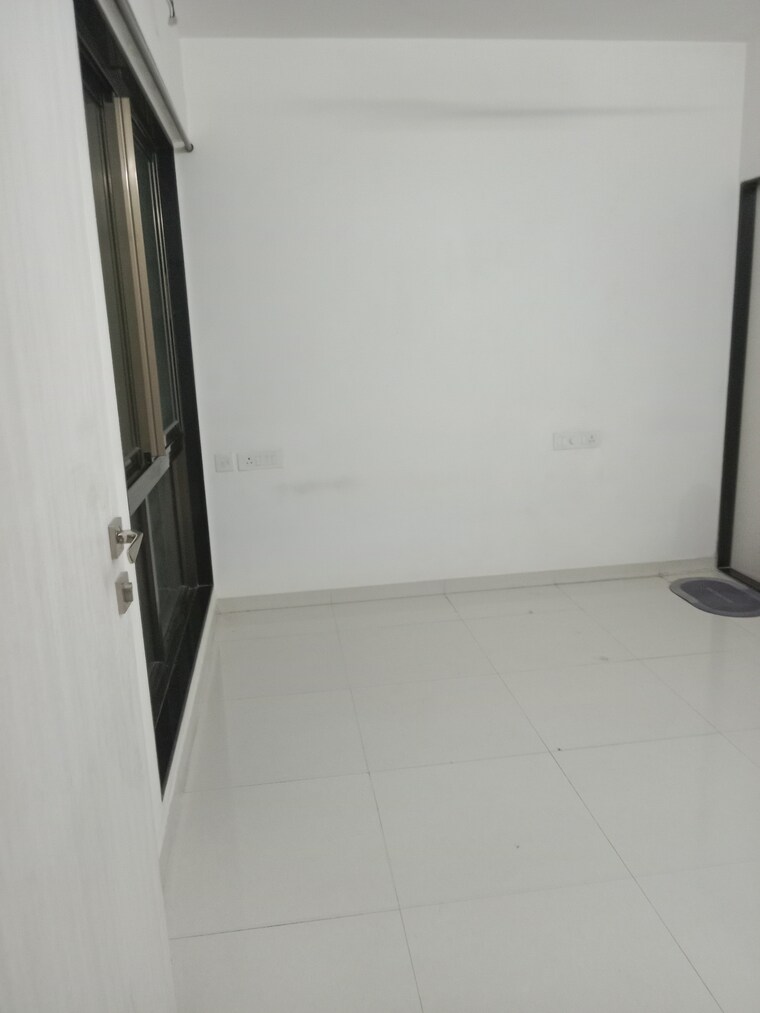 undefined, chandak-next 1 Bedroom 368 Sq.Ft. Apartment In Borivali East Mumbai 9224580