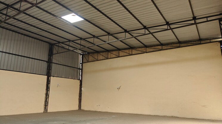 Room, sondhapur Commercial Warehouse 636 Sq.Yd. In Sondhapur Panipat 9224589