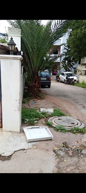 Parking in 2.5 BHK Independent House at R K Puram – for Sale