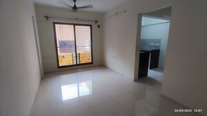 Room in 2 BHK Apartment at Rustomjee Virar Avenue L1 L2 And L4 Wing E And F, Virar West – for Rent