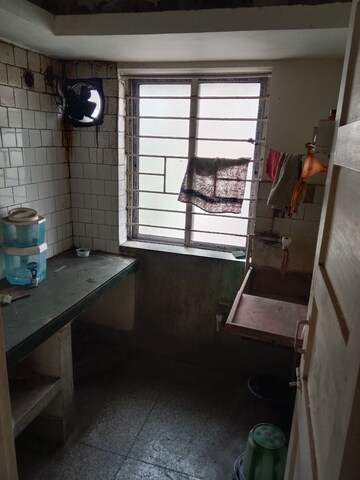 Kitchen in 1.5 BHK Apartment at Tolly Palace, Bansdroni – for Sale