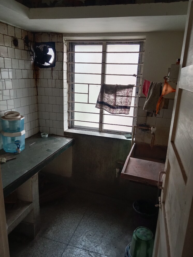 Kitchen, tolly-palace 1.5 Bedroom 428 Sq.Ft. Apartment In Bansdroni Kolkata 9224630
