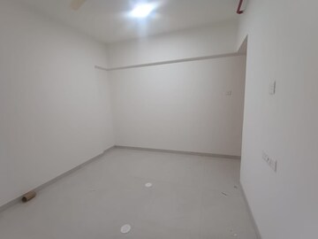 Room in 1 BHK Apartment at Subhash CHS, Chembur – for Rent
