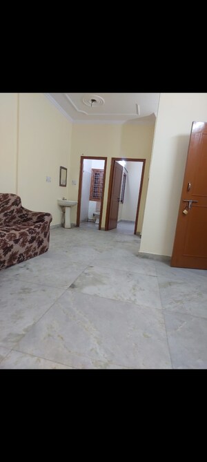 1 BHK Builder Floor For Rent in Mayur Vihar Phase 1 Extension