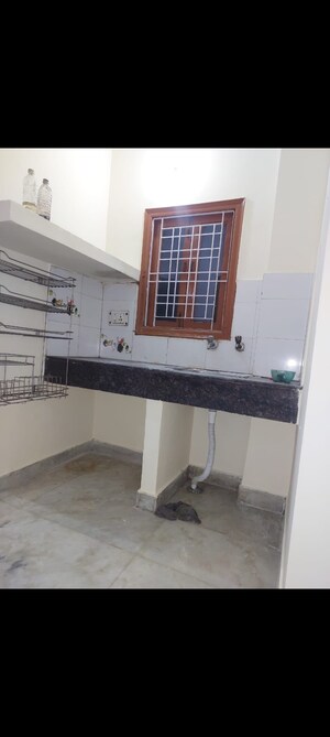 Kitchen in 1 BHK Builder Floor at Mayur Vihar Phase 1 Extension – for Rent