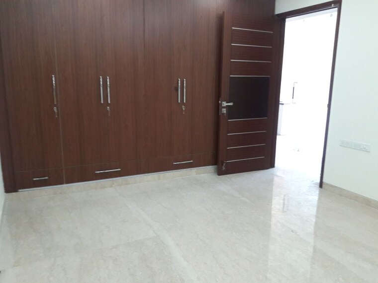 Room, greater kailash part 3 3 Bedroom 1850 Sq.Ft. Builder Floor In Greater Kailash Part 3 Delhi 9224661