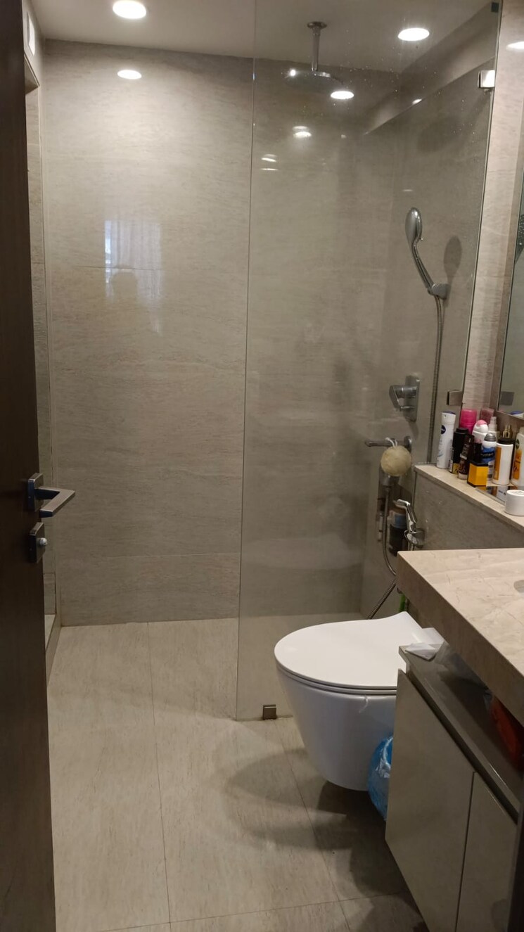 Bathroom, hiranandani-castle-rock-wing-c-and-d 2 Bedroom 750 Sq.Ft. Apartment In Powai Mumbai 9224670