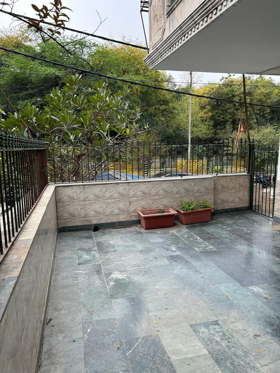 3 BHK + Servant Room Builder Floor For Rent in Greater Kailash 