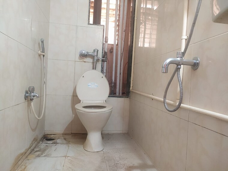 Attached Bathroom, srishti-panch-srishti 1 Bedroom 670 Sq.Ft. Apartment In Powai Mumbai 9224672