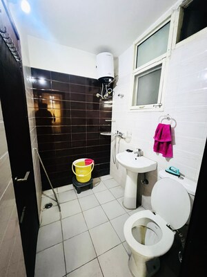 Bathroom in 2 BHK Builder Floor at Highland Park Chandigarh, Bhabat – for Rent