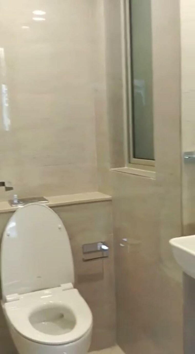 Bathroom, hiranandani-highland 2 Bedroom 594 Sq.Ft. Apartment In Powai Mumbai 9224678