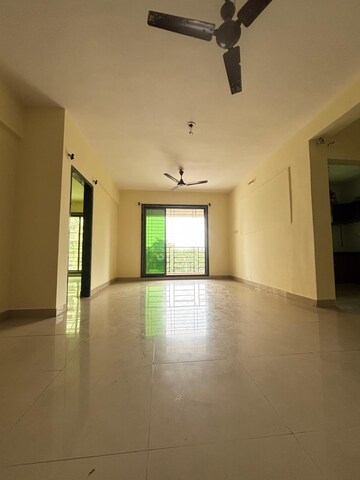 Room in 3 BHK Apartment at Om Paradise Nerul, Nerul Sector 50e – for Rent