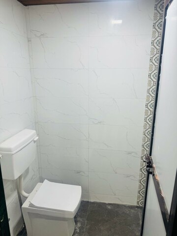 Bathroom in 1 RK Apartment at Vasant Vihar – for Rent