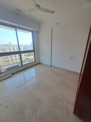 Master Bedroom in 3 BHK Apartment at Hiranandani Highland, Powai – for Rent