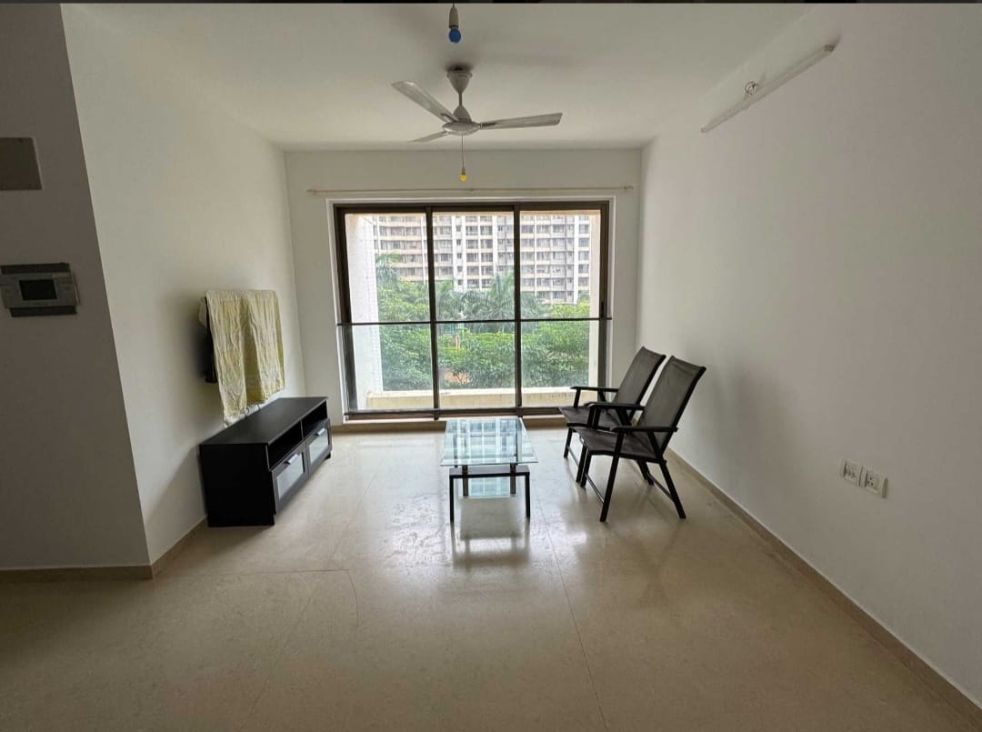 2 BHK + Extra Room Apartment For Rent in Kalpataru Aura
