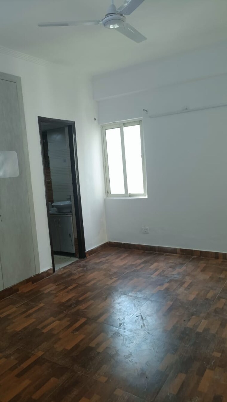 Room, gardenia-gateway 2.5 Bedroom 1265 Sq.Ft. Apartment In Sector 75 Noida 9224719