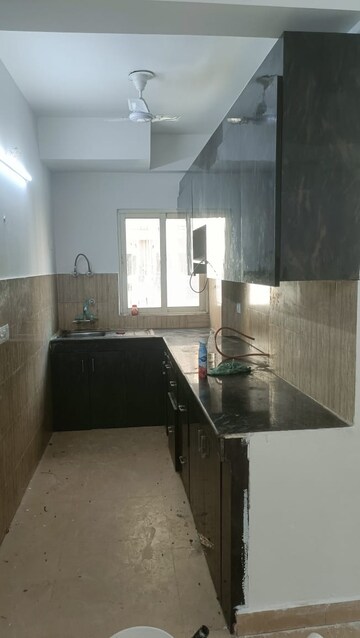 Kitchen in 2.5 BHK Apartment at Gardenia Gateway, Sector 75 – for Rent