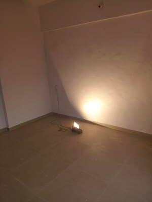 Room in 1 BHK Apartment at Mantri Serene, Goregaon East – for Rent